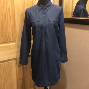 Old Navy Denim long sleeve chambray dress (size small) *preowned*